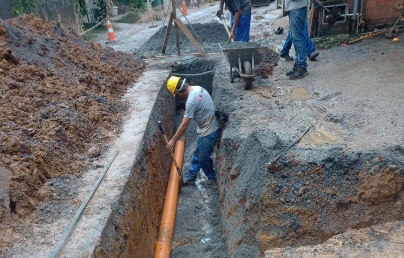 Obras do sistema de esgotamento sanitário são paralisadas temporariamente na Vila Epitácio, em Nogueira