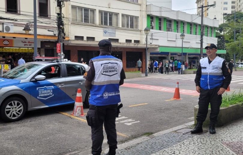 Segurança Presente Petrópolis prende homem por tráfico de drogas