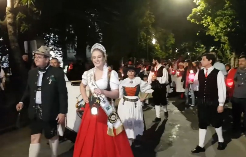 Bauernfest: Desfile das Lanternas acontece  neste sábado (29) 