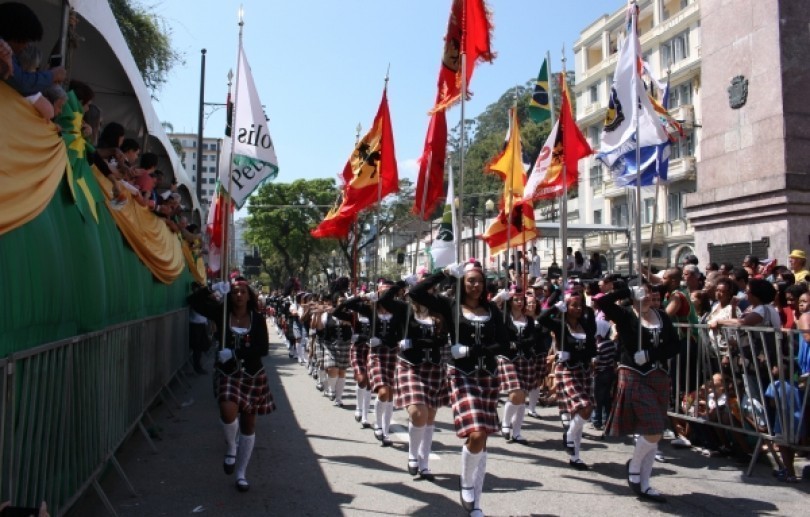 Alterações no trânsito e transporte público durante o Desfile Cívico de 7 de Setembro em Petrópolis